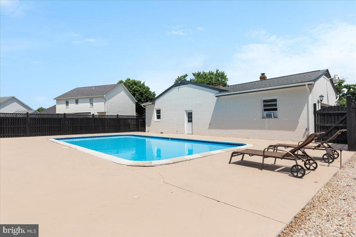 110 Grindstone Drive photo 50