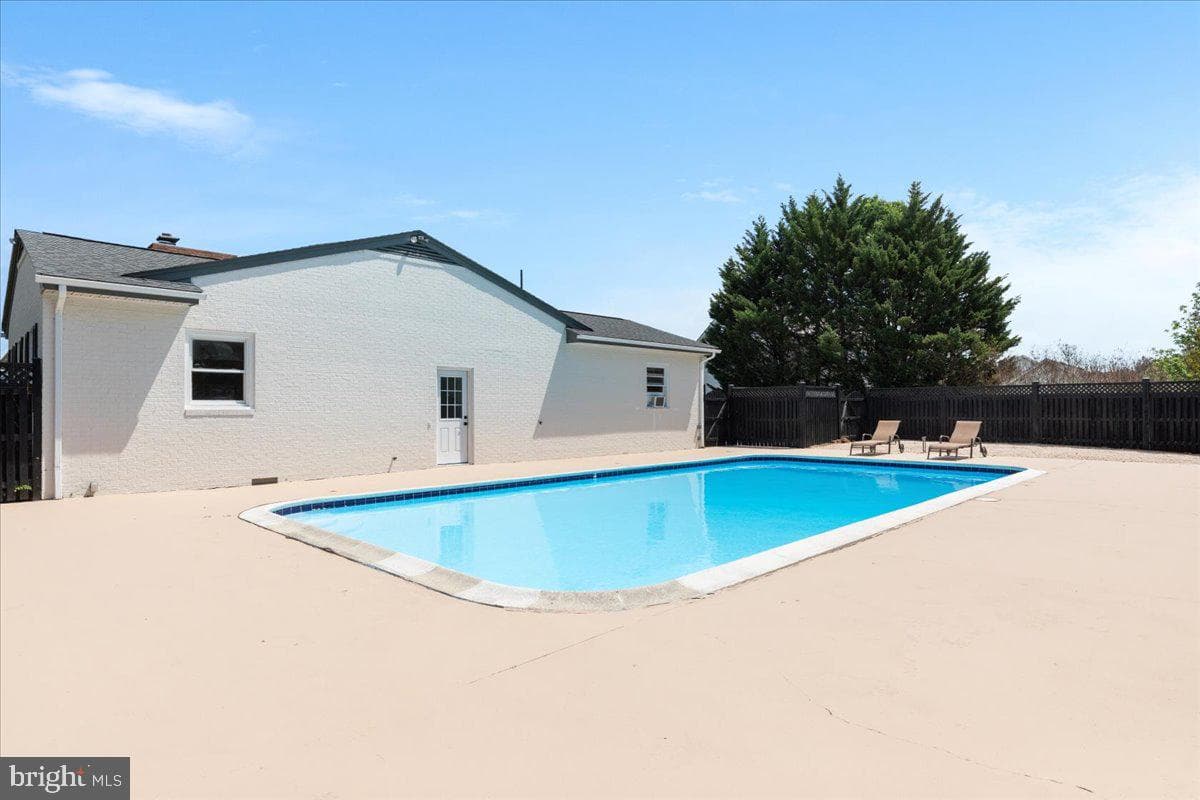 110 Grindstone Drive photo 51