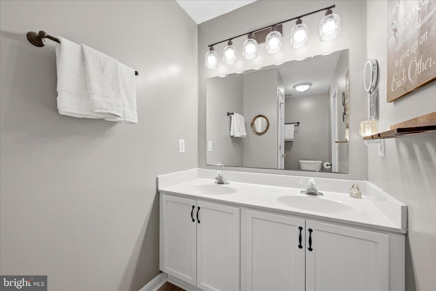 200 Stayman Drive photo 11