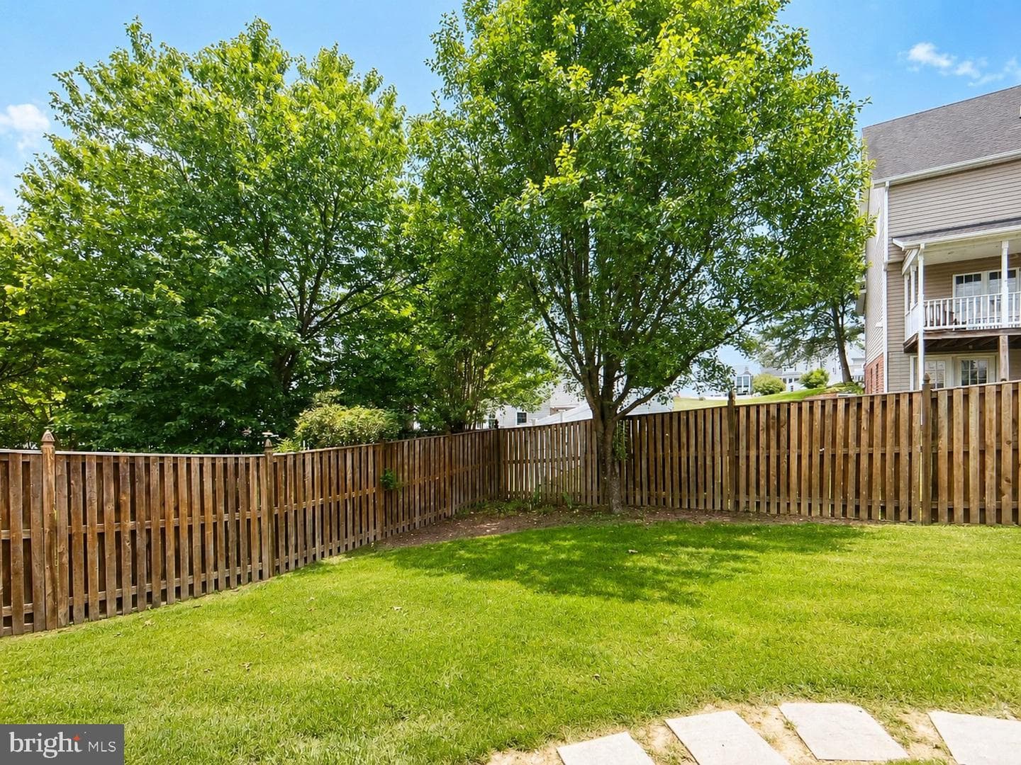 105 Travis Court photo 39