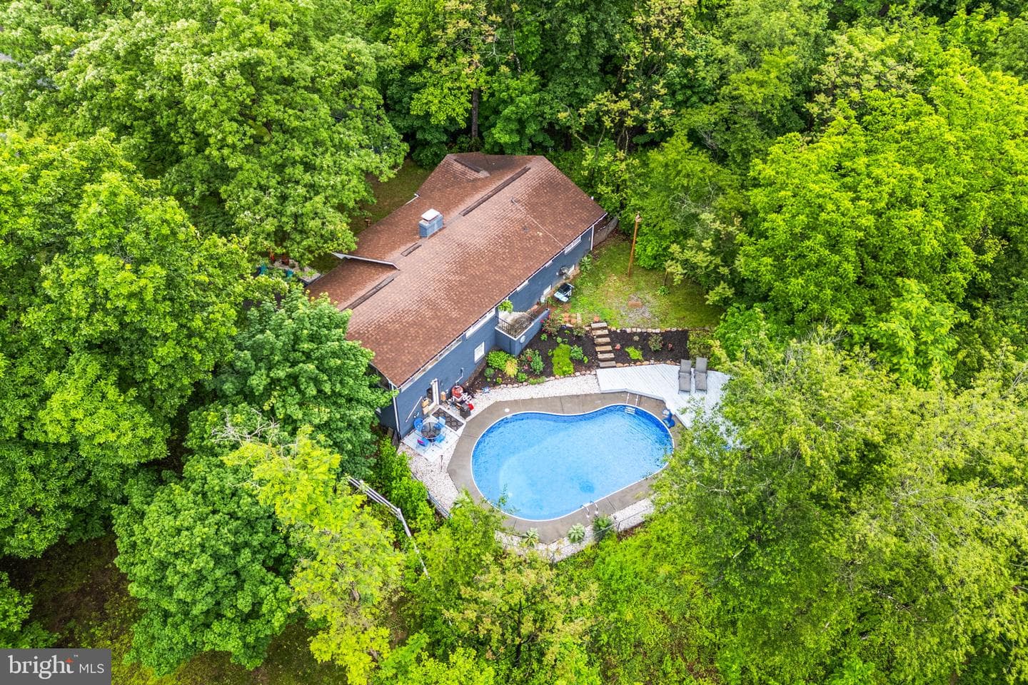 121 Cherokee Trail photo 3