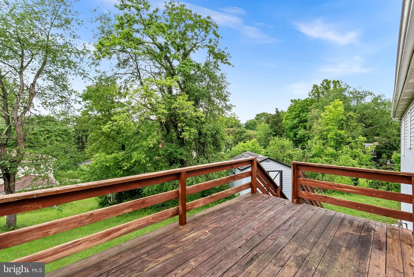 187 Village Court photo 41