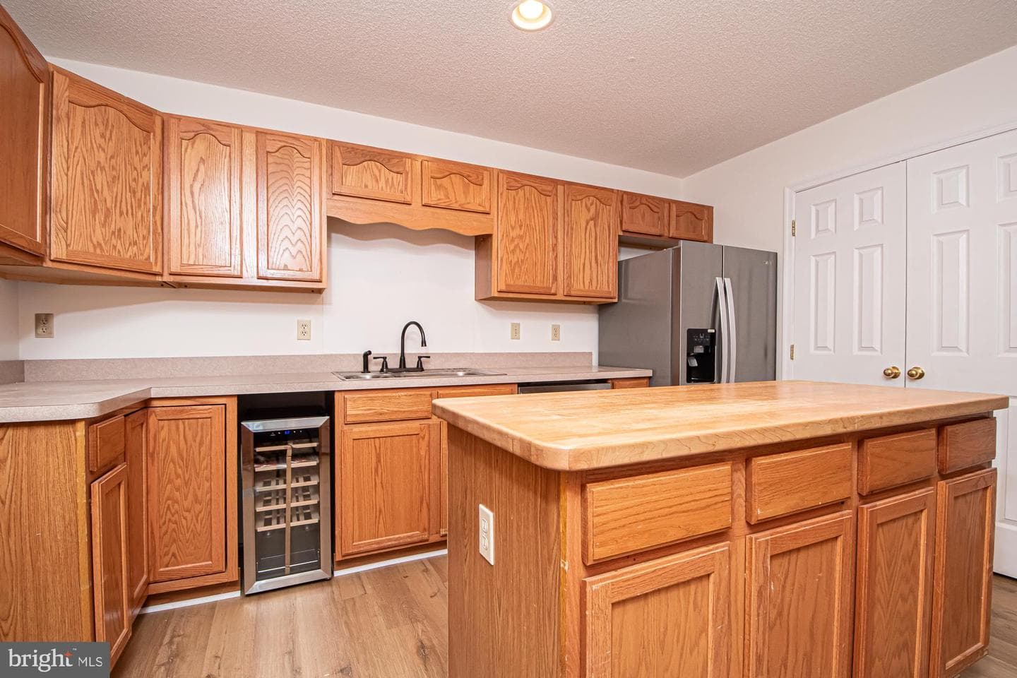 1001 N Timber Ridge Road photo 19