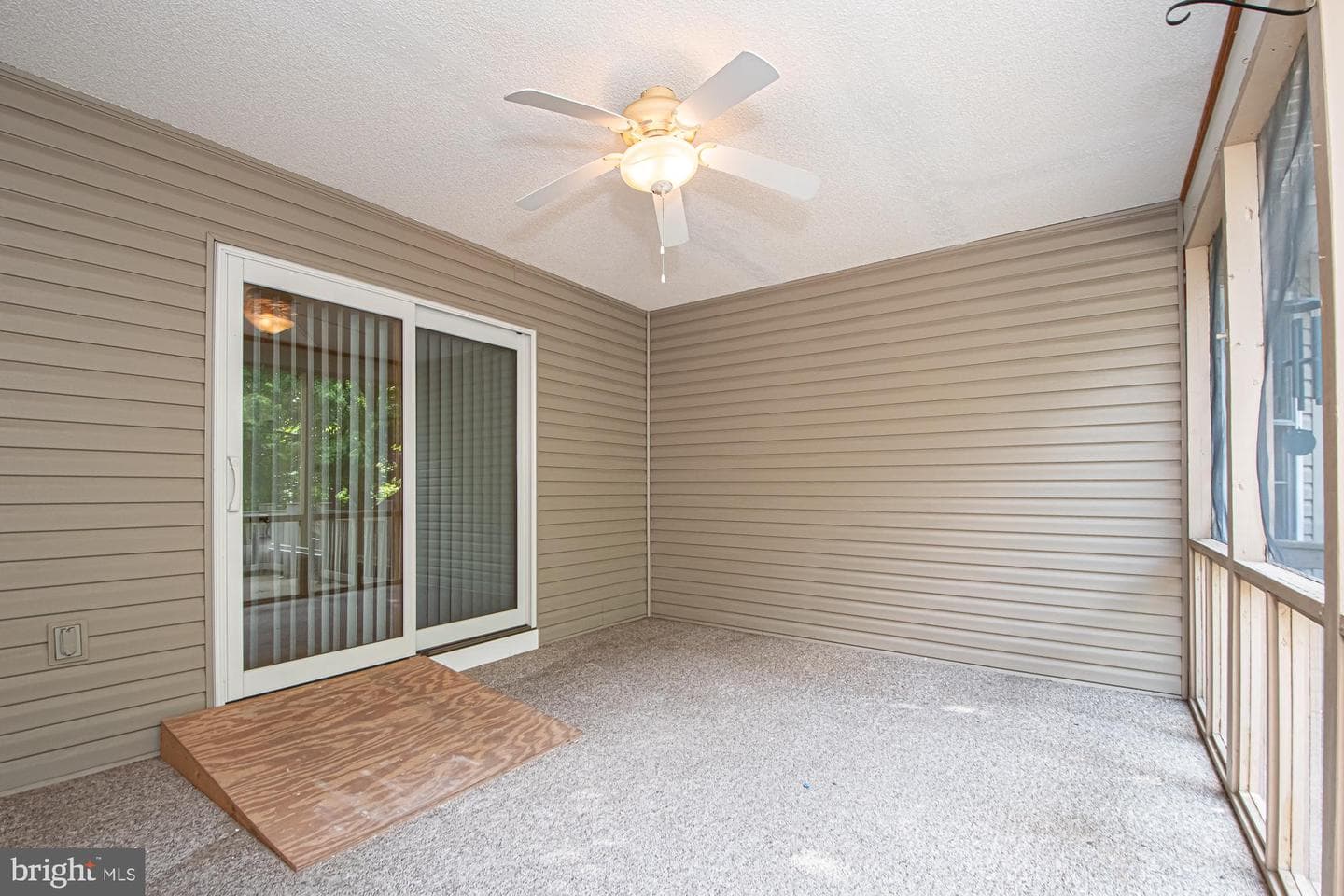 1001 N Timber Ridge Road photo 56