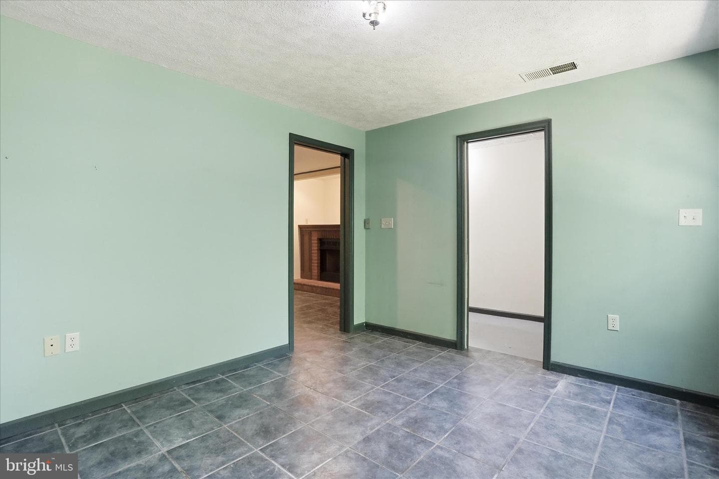 113 Bluebird Drive photo 23