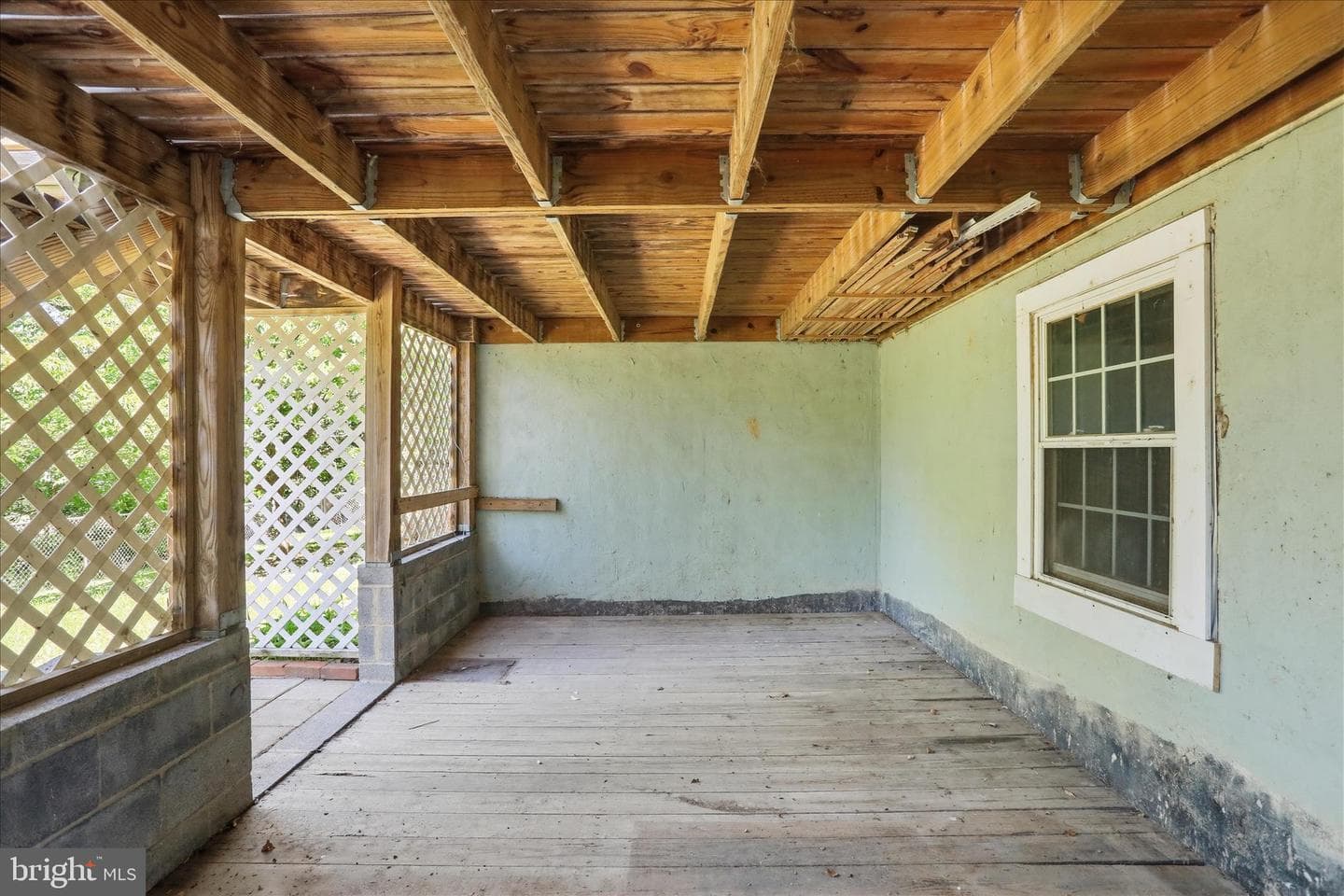 113 Bluebird Drive photo 38
