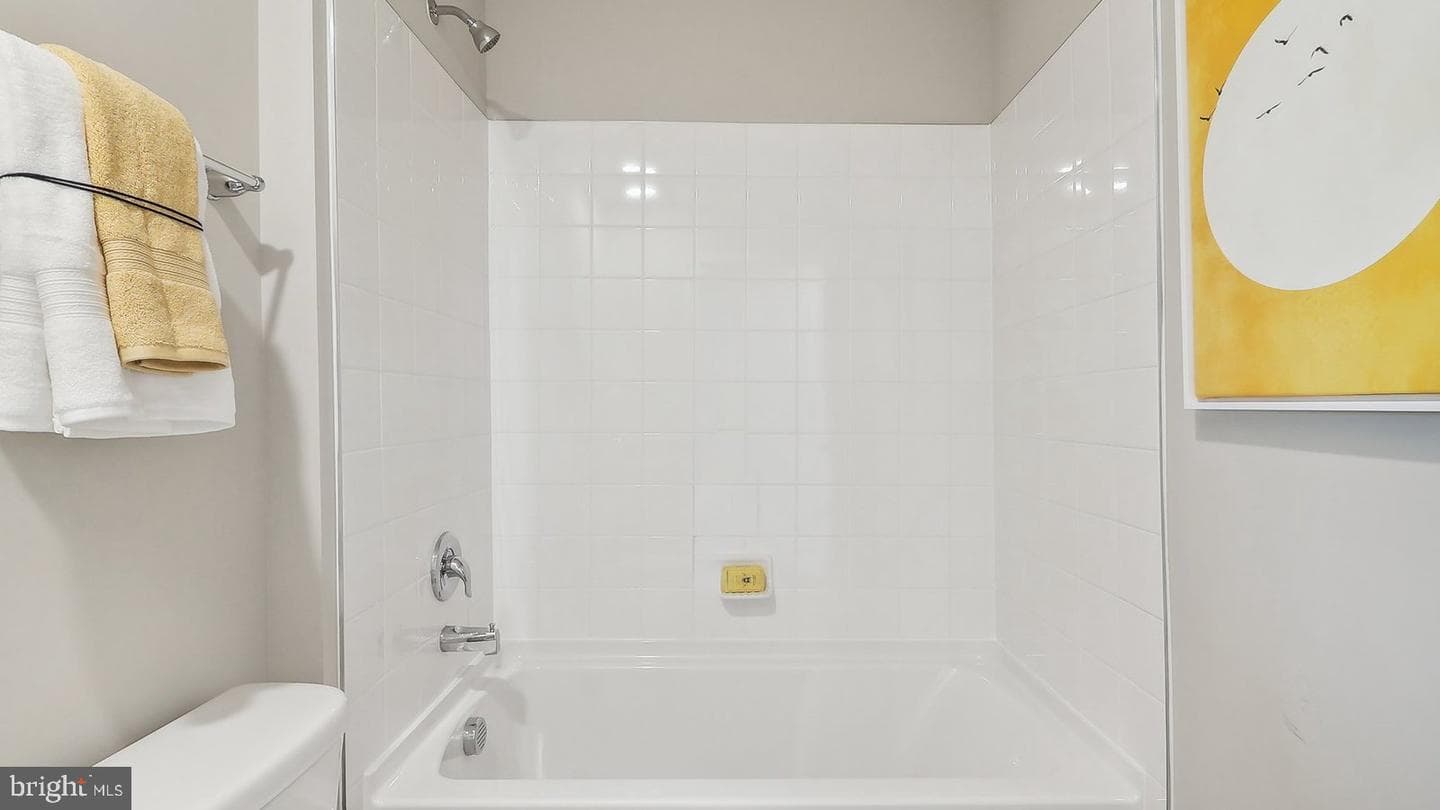 112 Bowers Street photo 31
