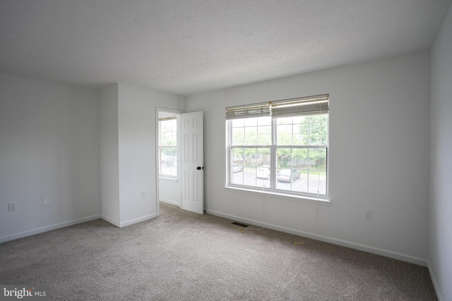 218 Stratford Drive photo 11