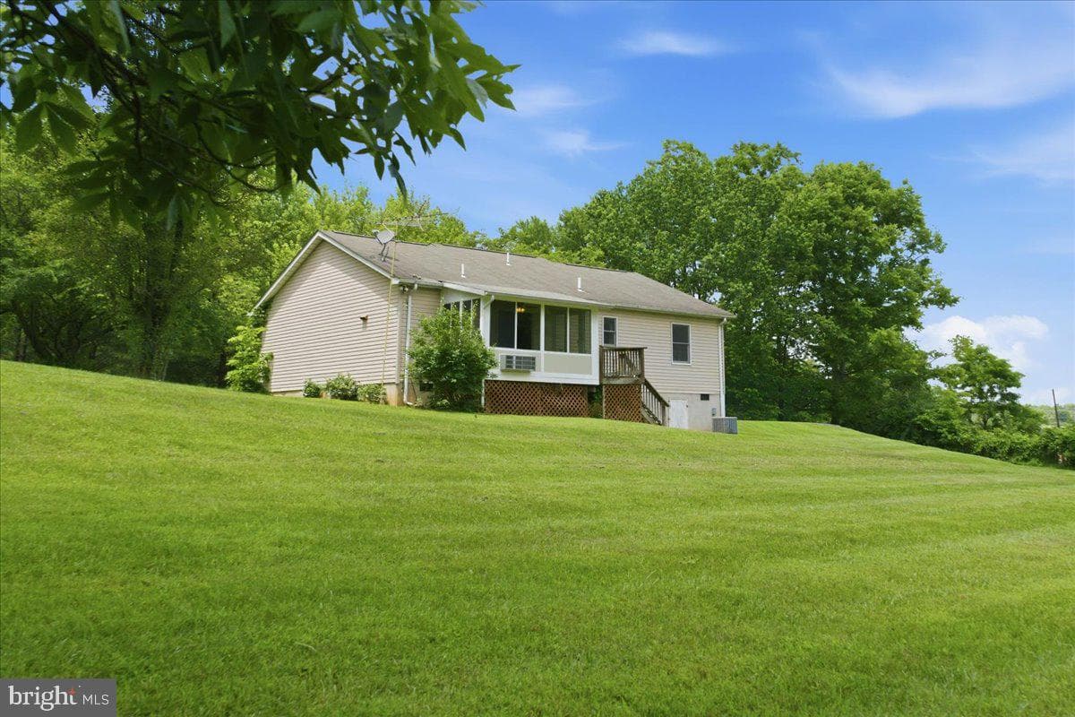 2294 Welltown Road photo 26