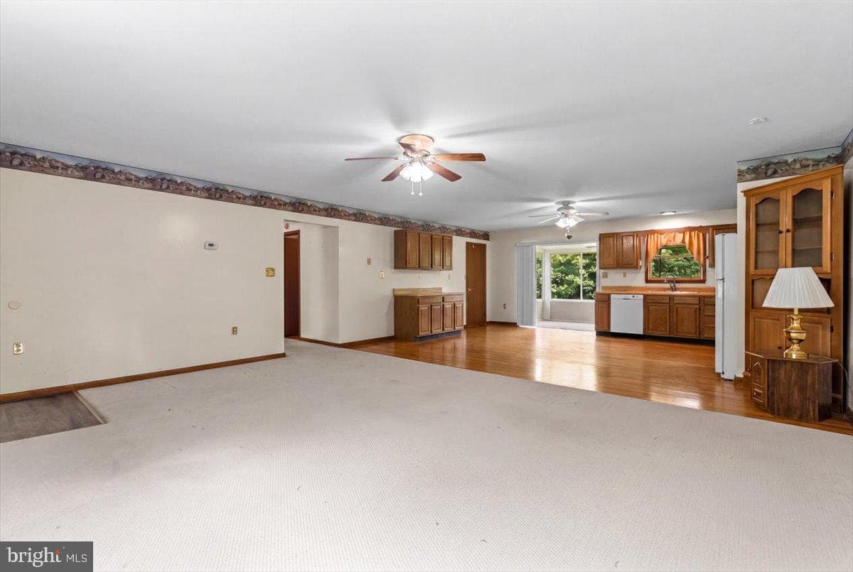 2294 Welltown Road photo 3