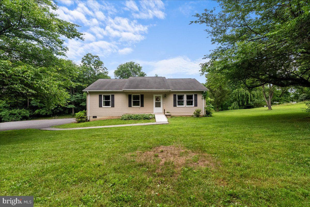 2294 Welltown Road photo 30