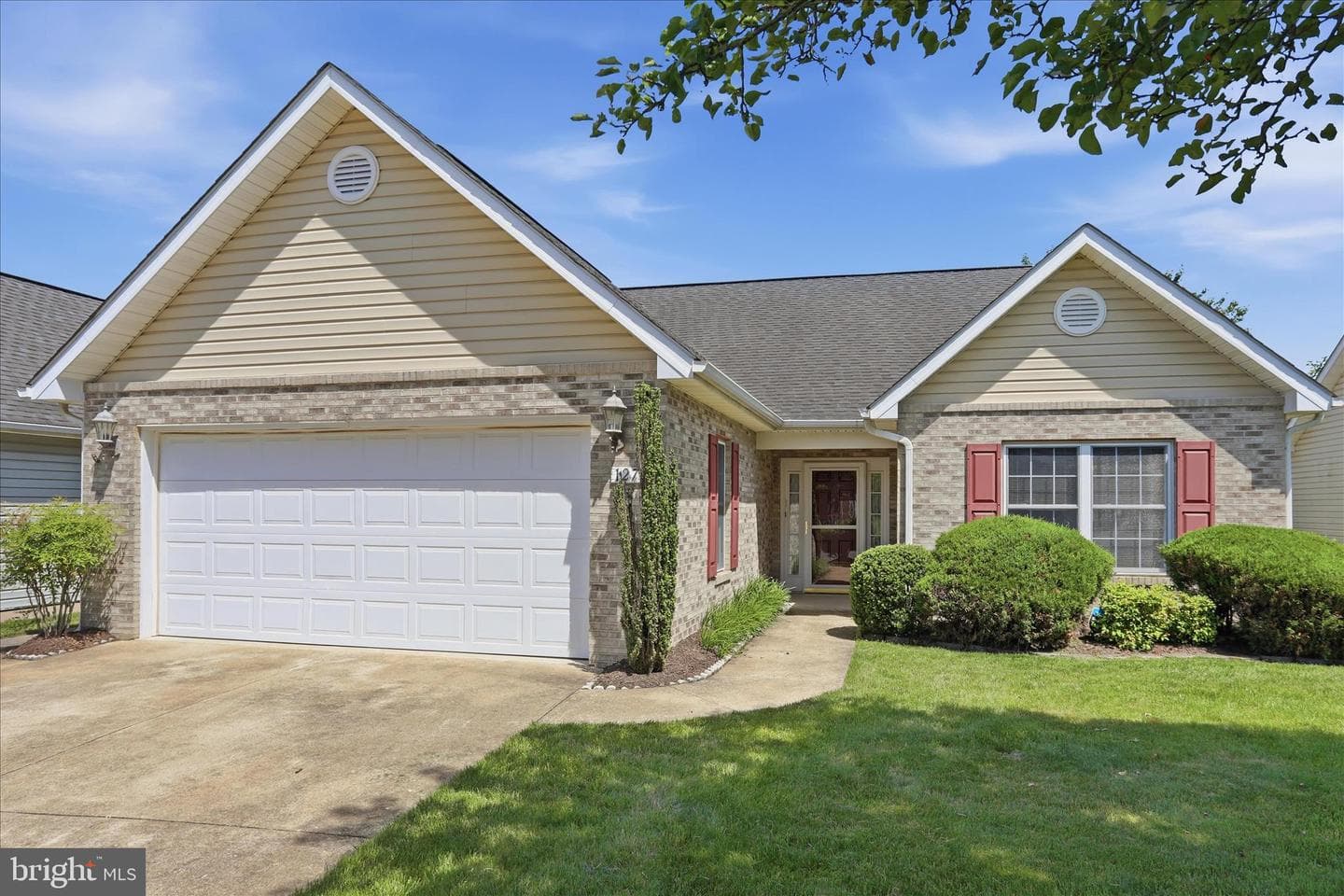 127 Spanish Oak Rd