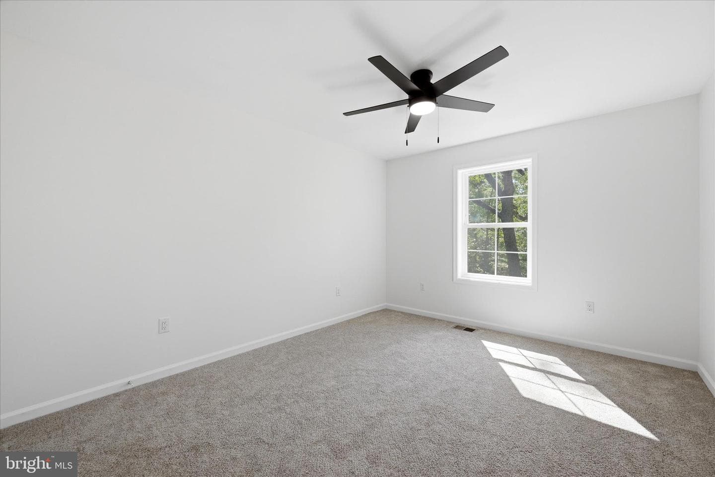 805 Pheasant Drive photo 30