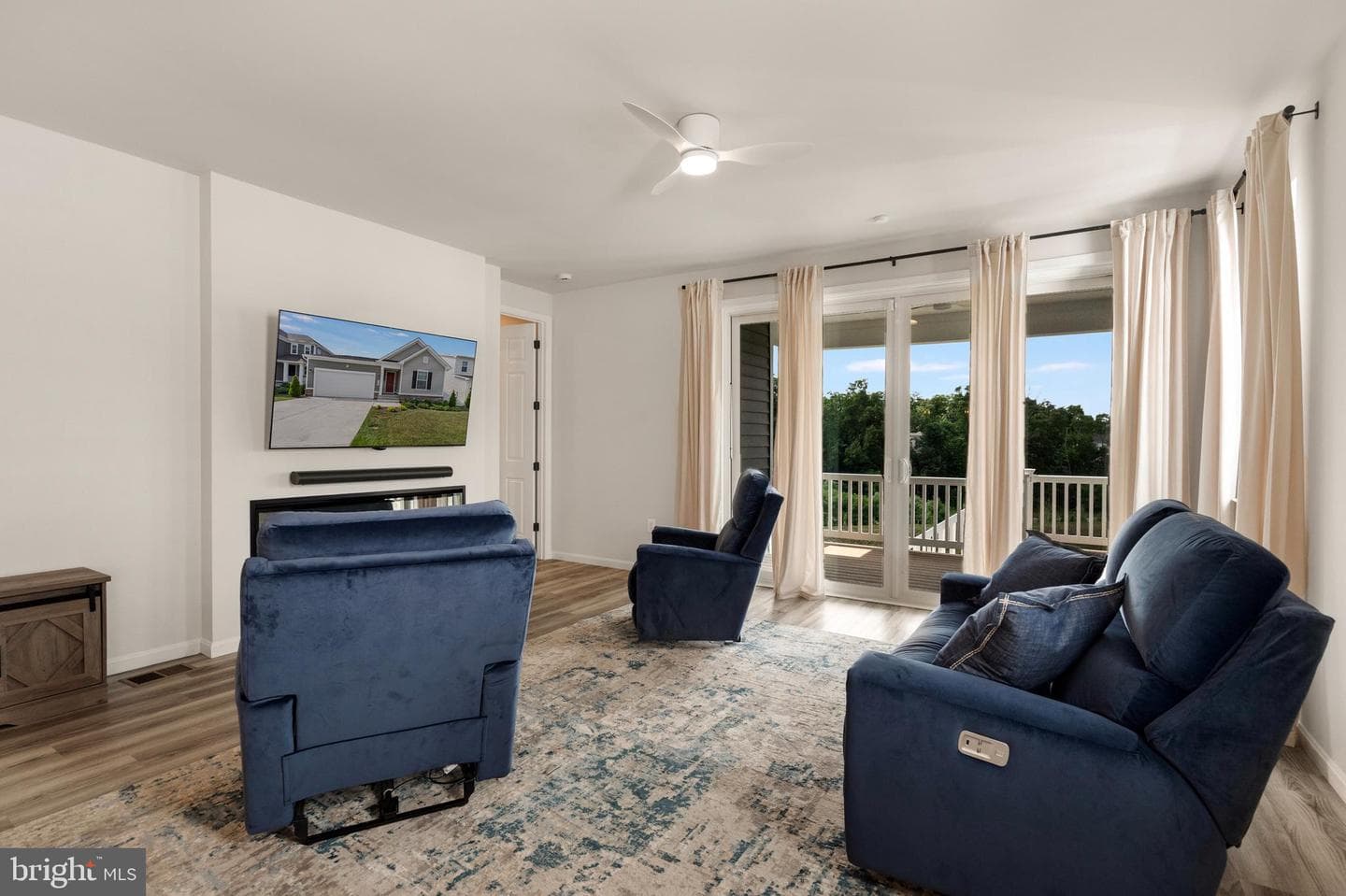 140 Poe Drive photo 13