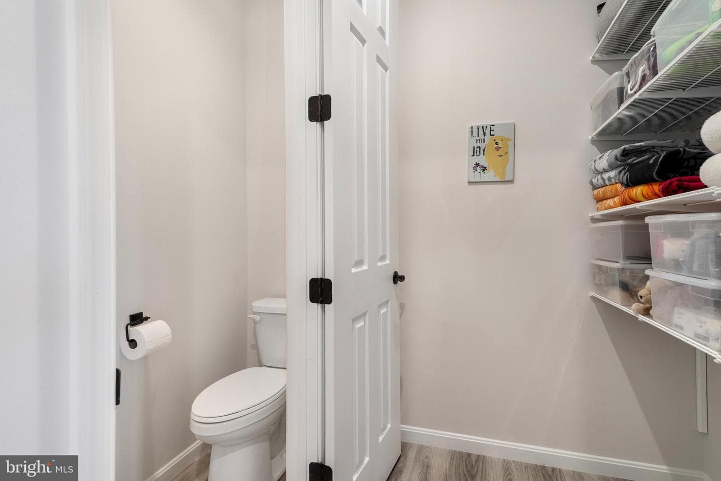 140 Poe Drive photo 17