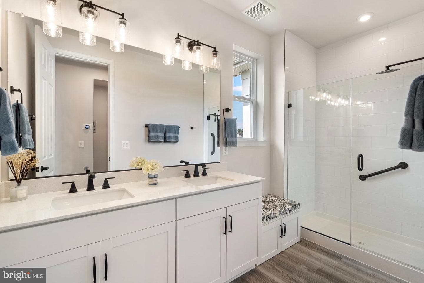 140 Poe Drive photo 18