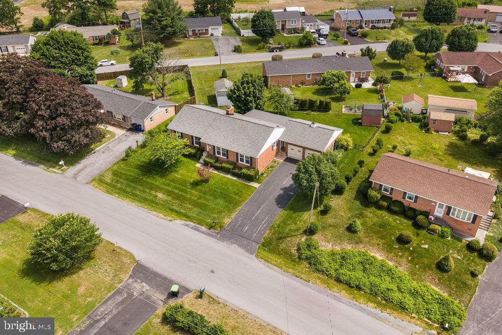 114 Williamson Road photo 4