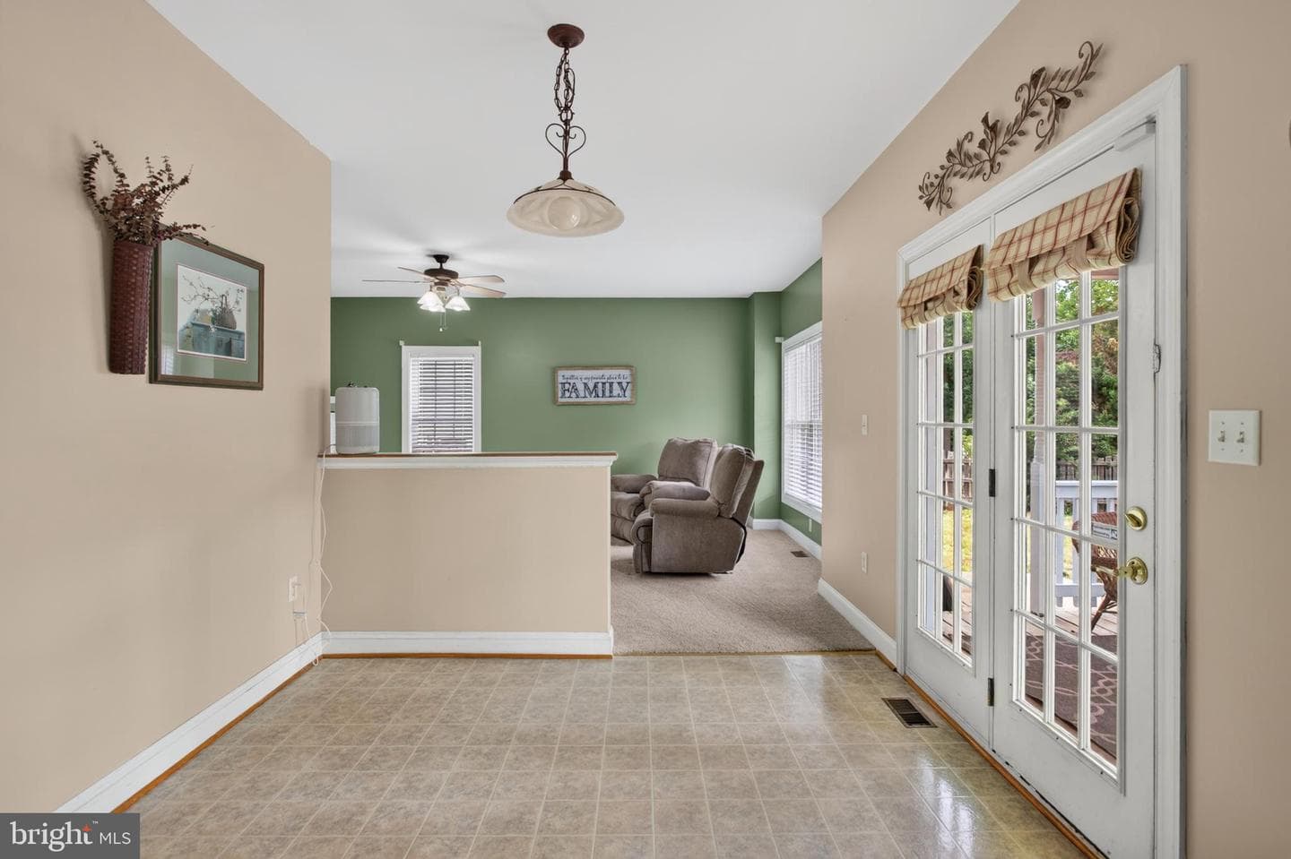 106 Maverick Court photo 15
