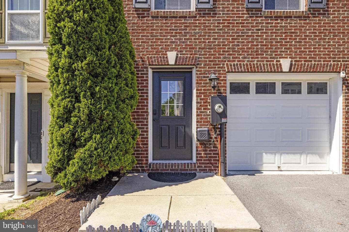 124 Worsham Terrace photo 3