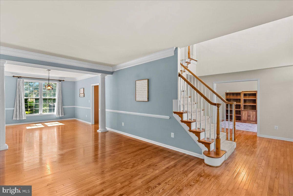 108 Norfolk Court photo 23