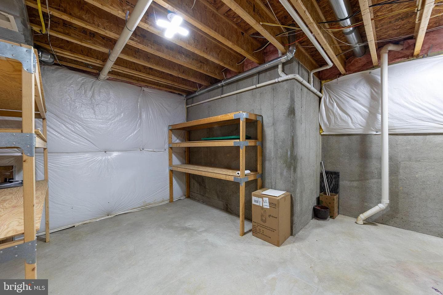 118 Aulee Court photo 42