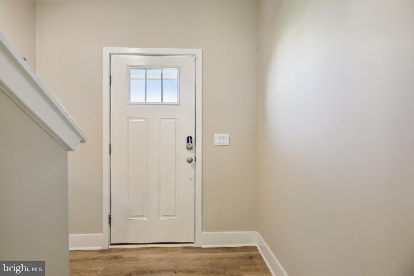 130 Wappinger Terrace photo 3