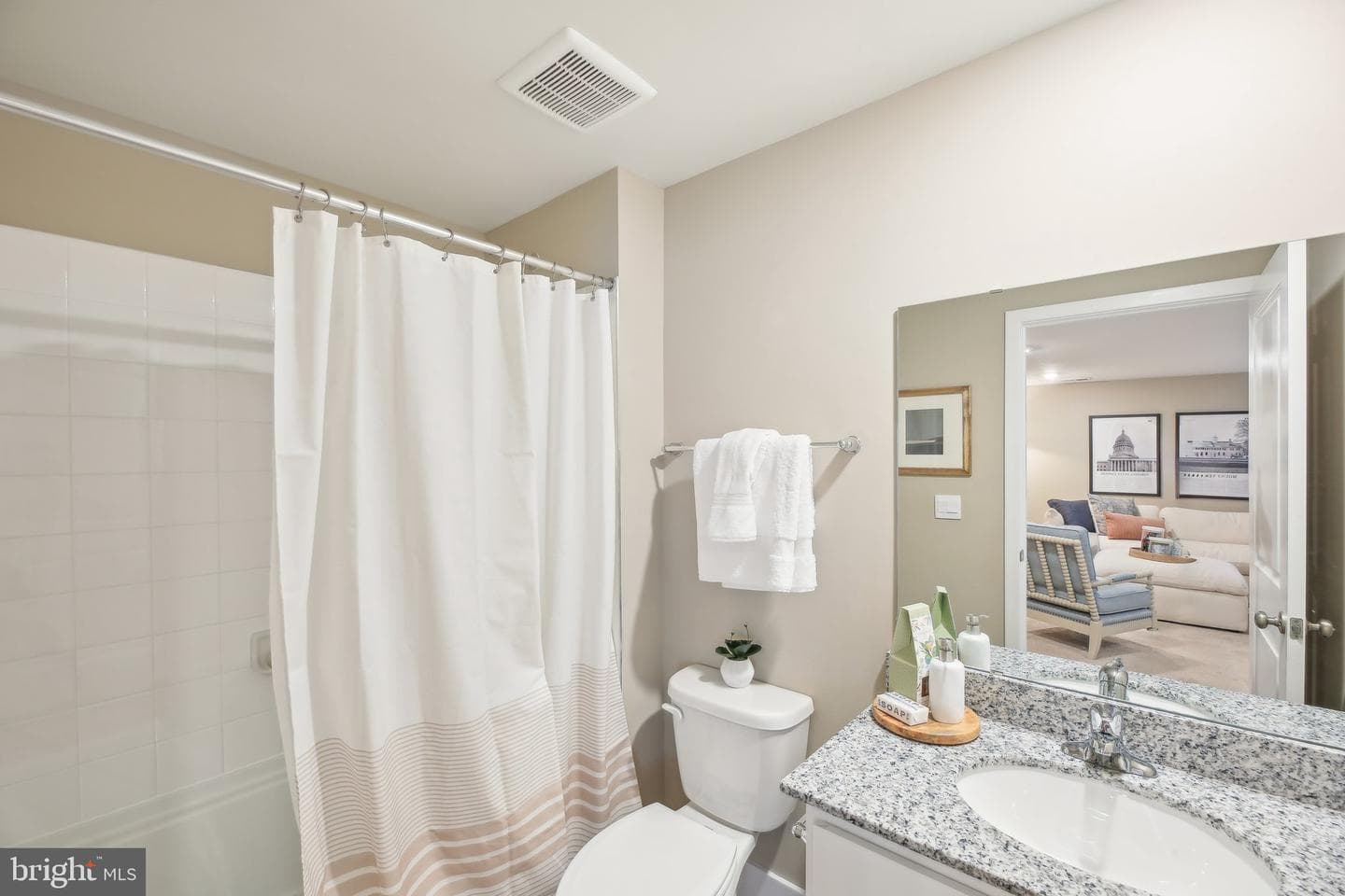 133 Wappinger Terrace photo 18