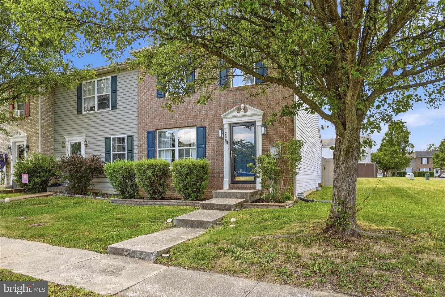 336 Surrey Club Lane photo 28