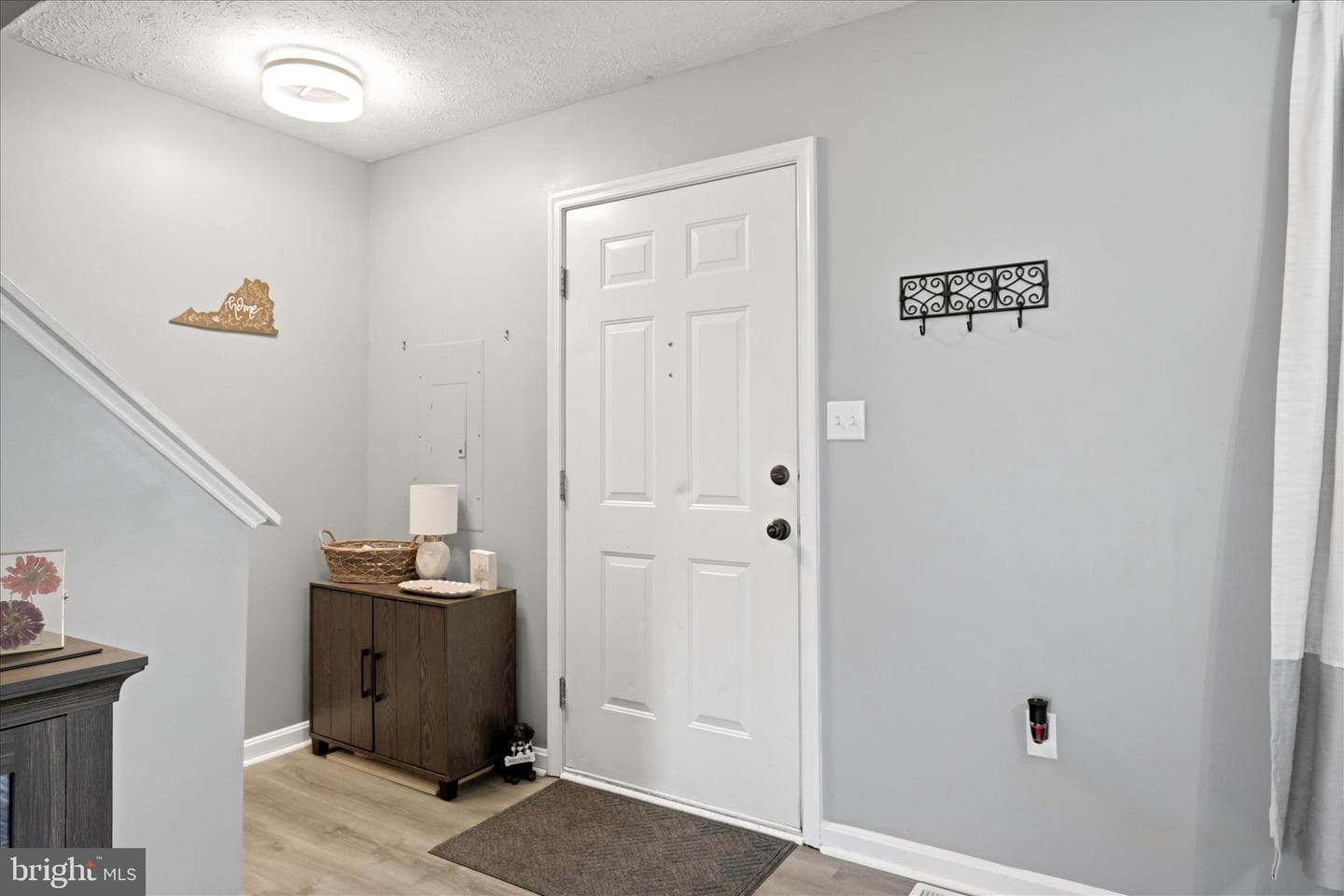 336 Surrey Club Lane photo 4