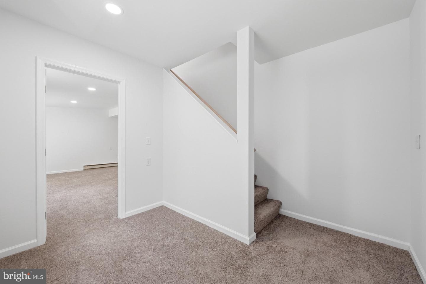 1355 Perry photo 27