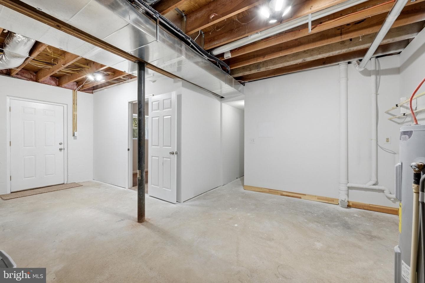 1355 Perry photo 36