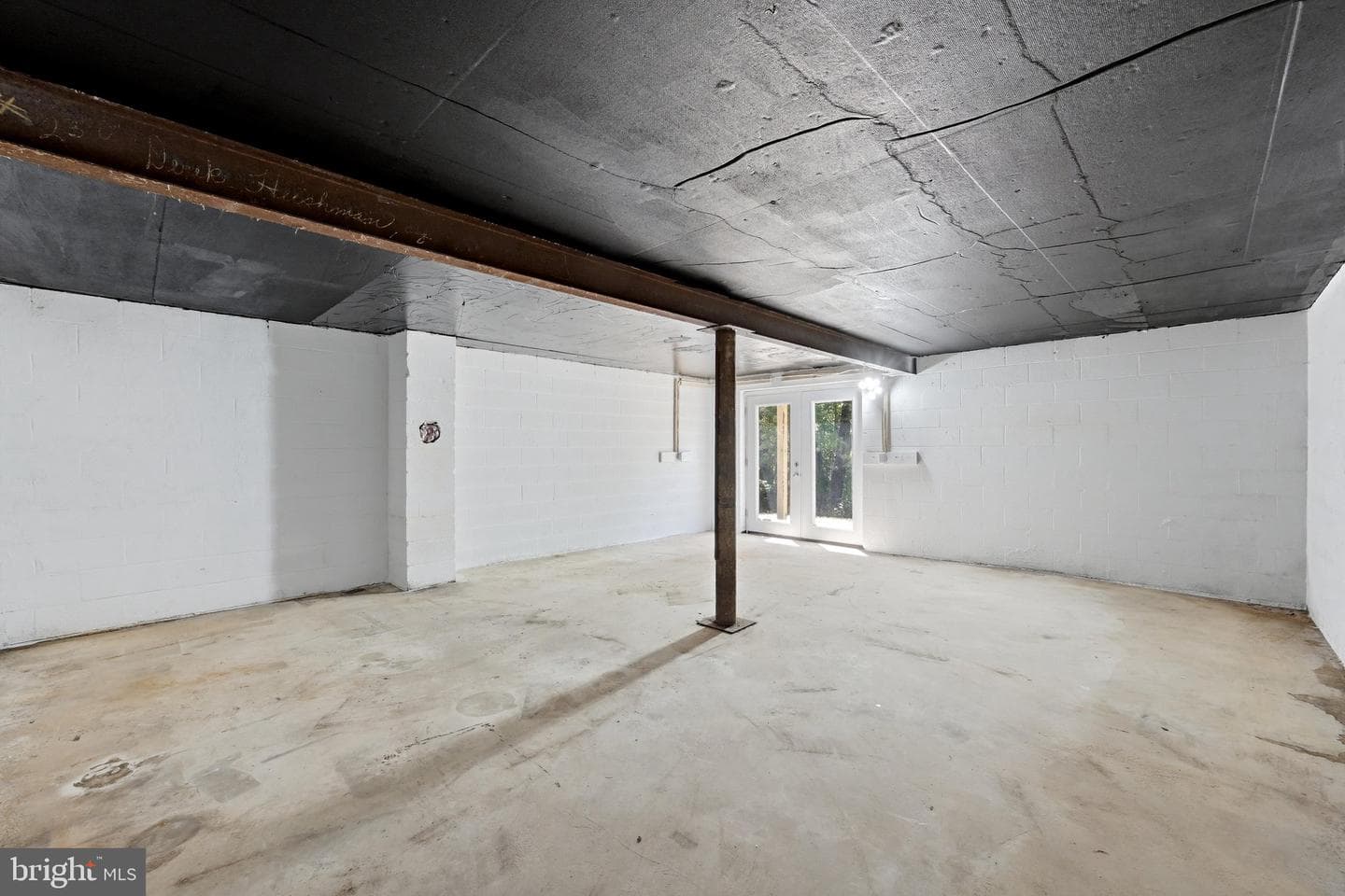 1355 Perry photo 39