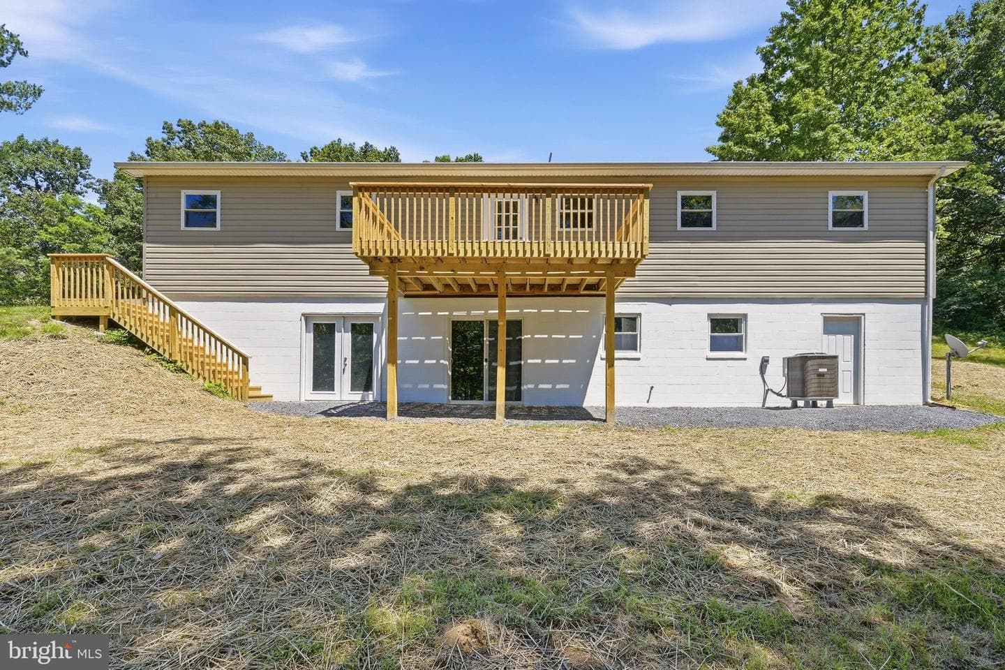 1355 Perry photo 46