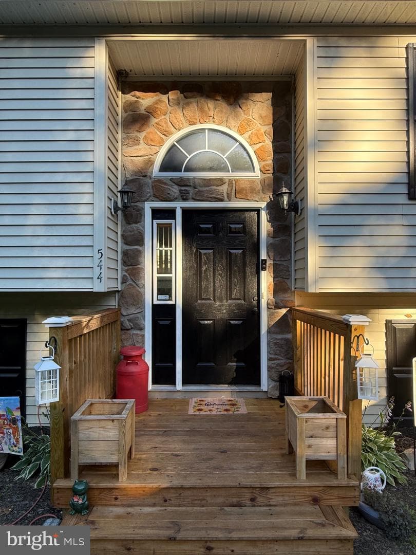 544 Bluebird Trail photo 3