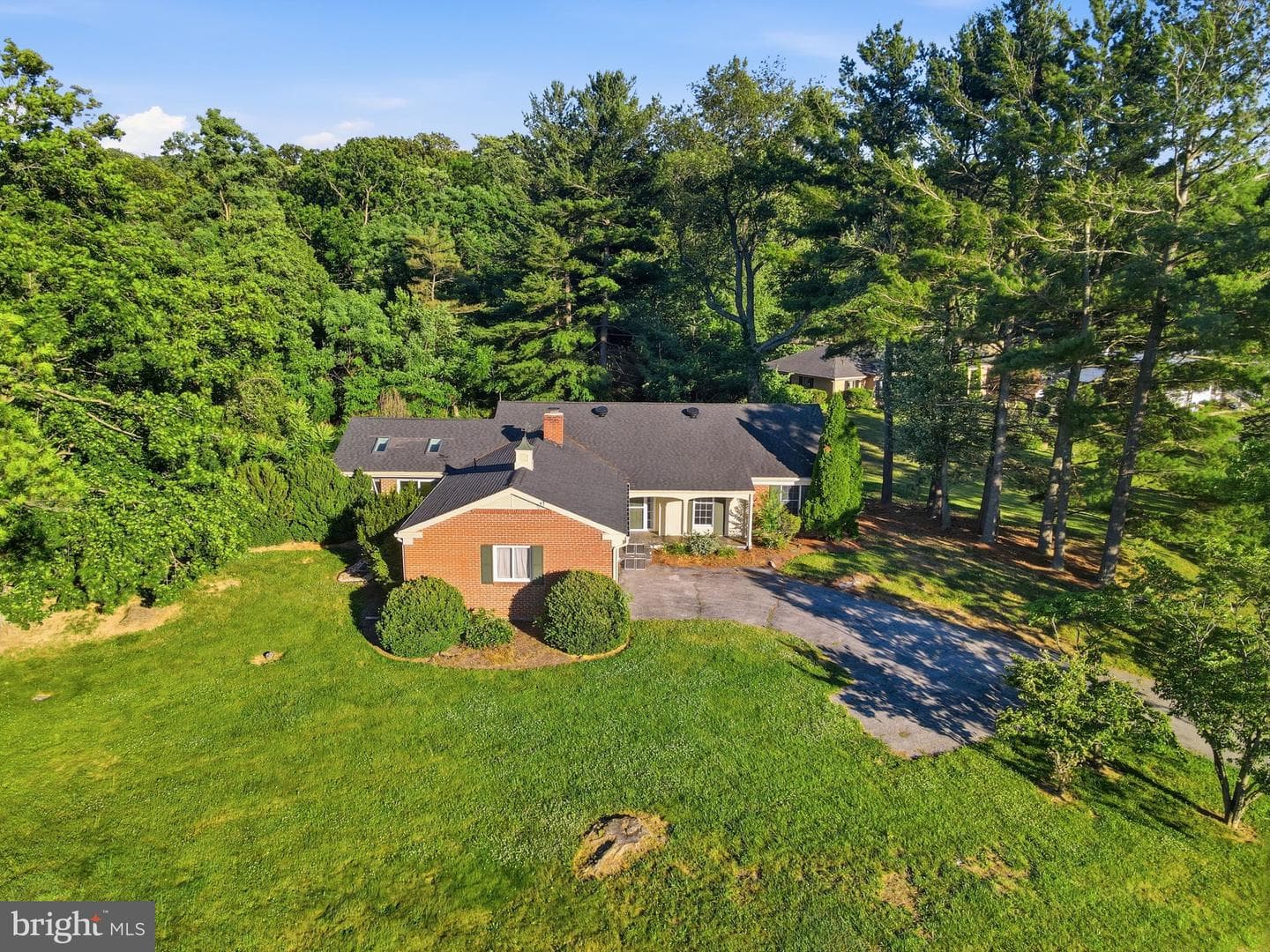 2285 Jones Road photo 2