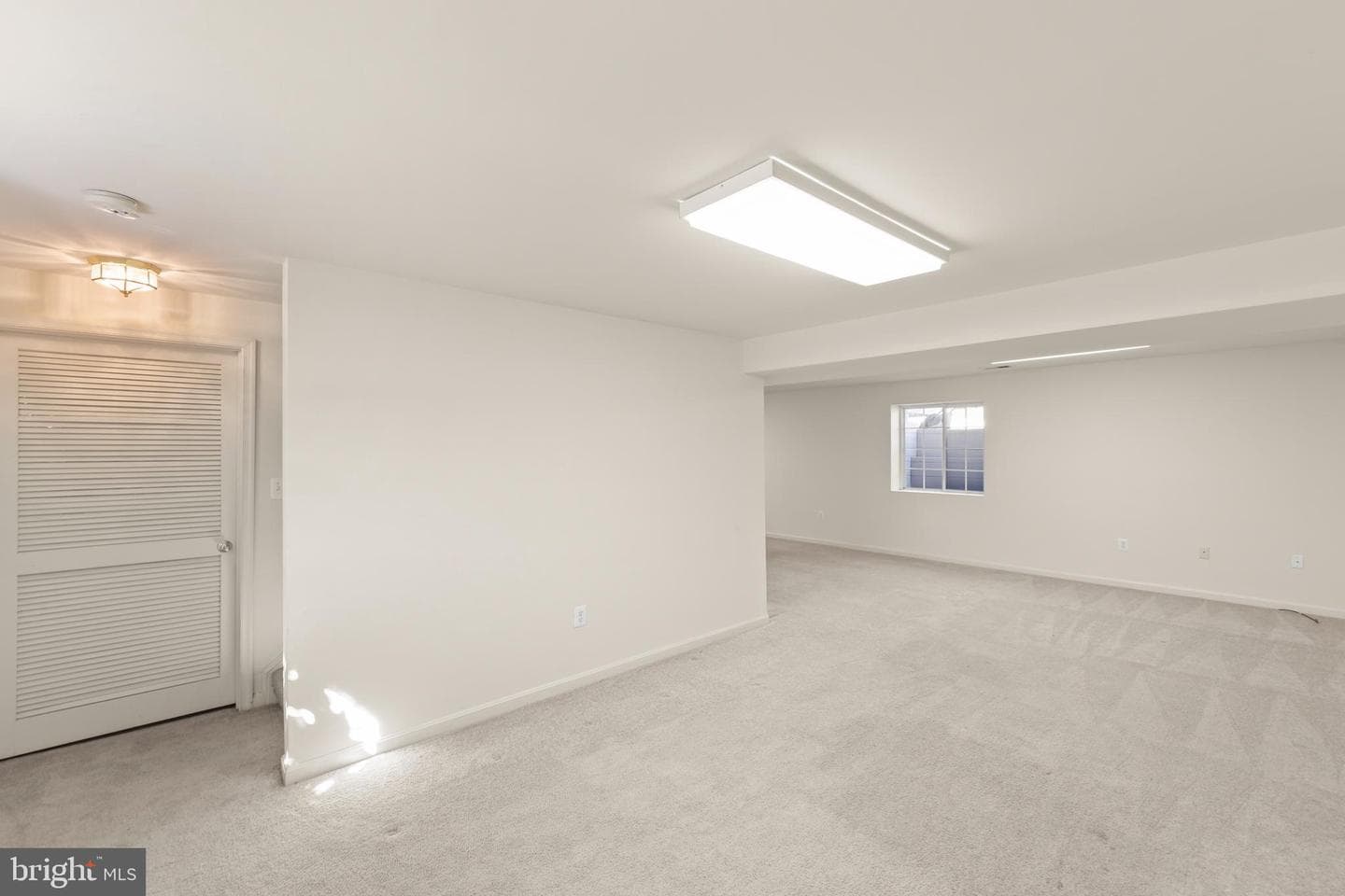 114 Nassau Drive photo 21