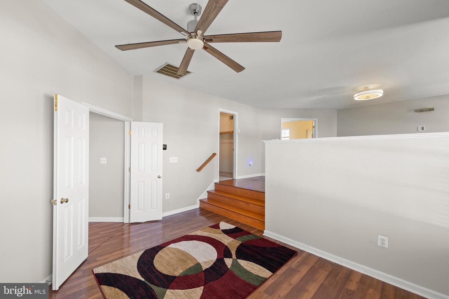 114 Nassau Drive photo 30