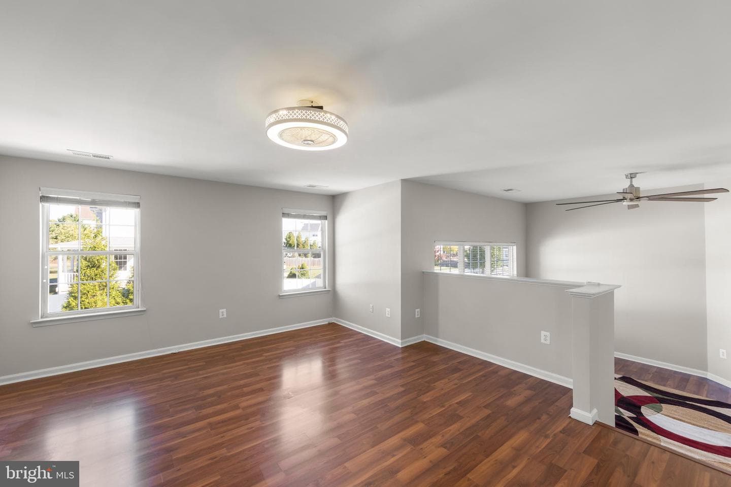 114 Nassau Drive photo 33