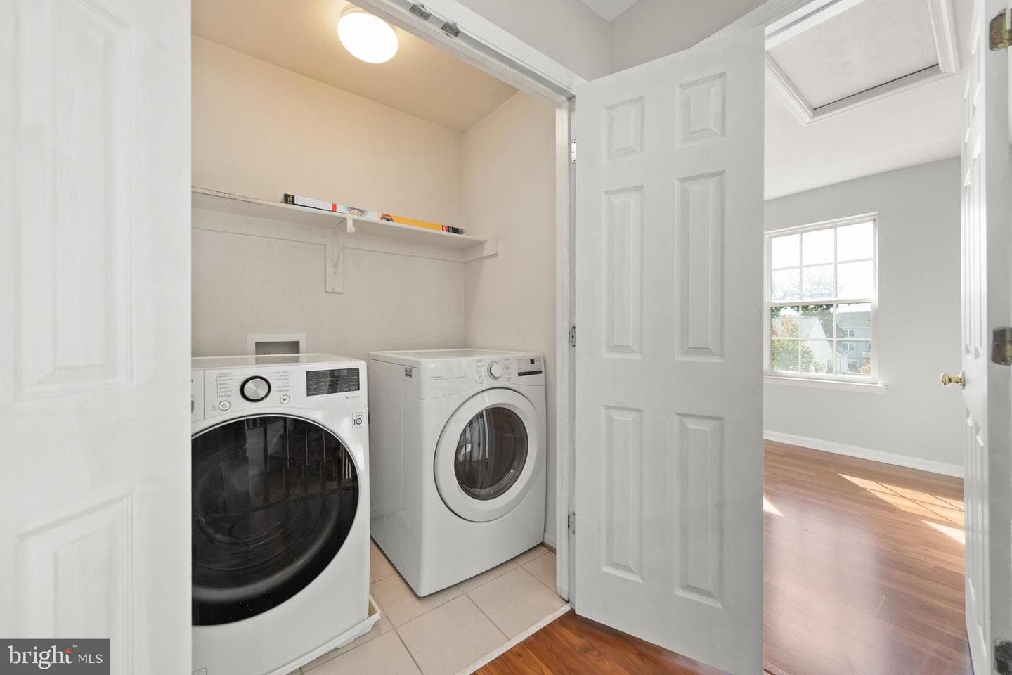 114 Nassau Drive photo 44