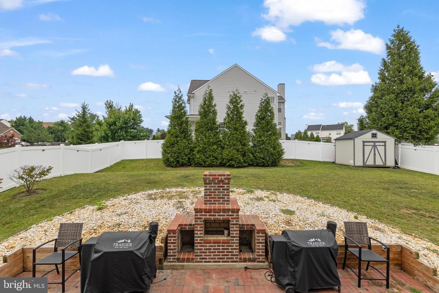 114 Nassau Drive photo 53