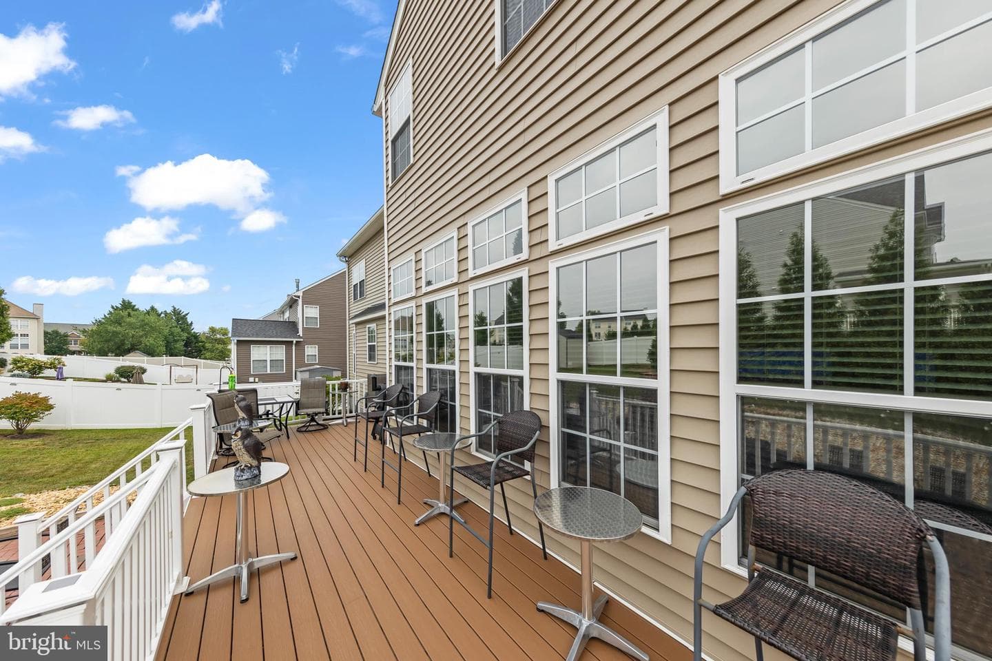 114 Nassau Drive photo 54