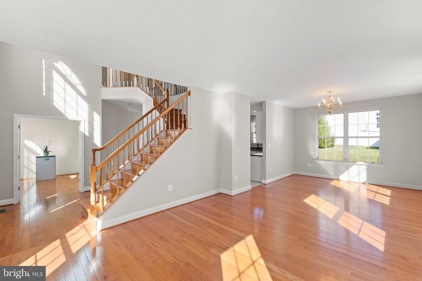 114 Nassau Drive photo 7
