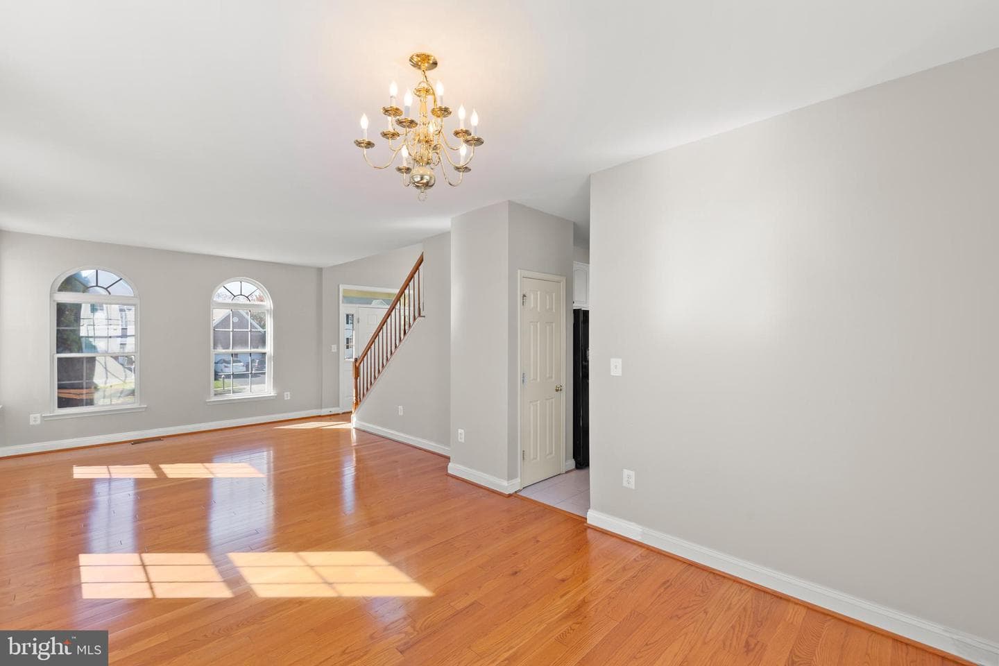 114 Nassau Drive photo 9