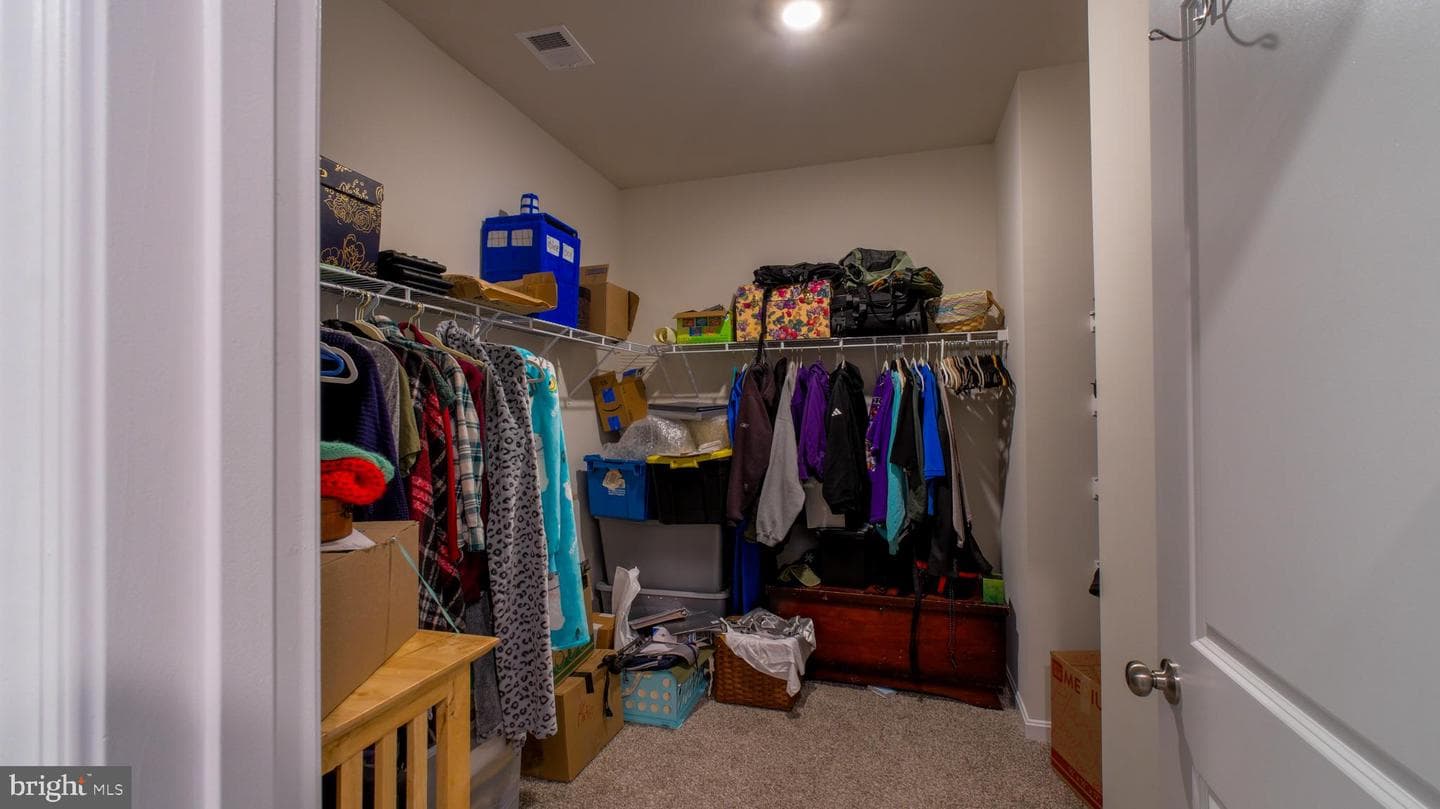 122 Clerkenwell Drive photo 13