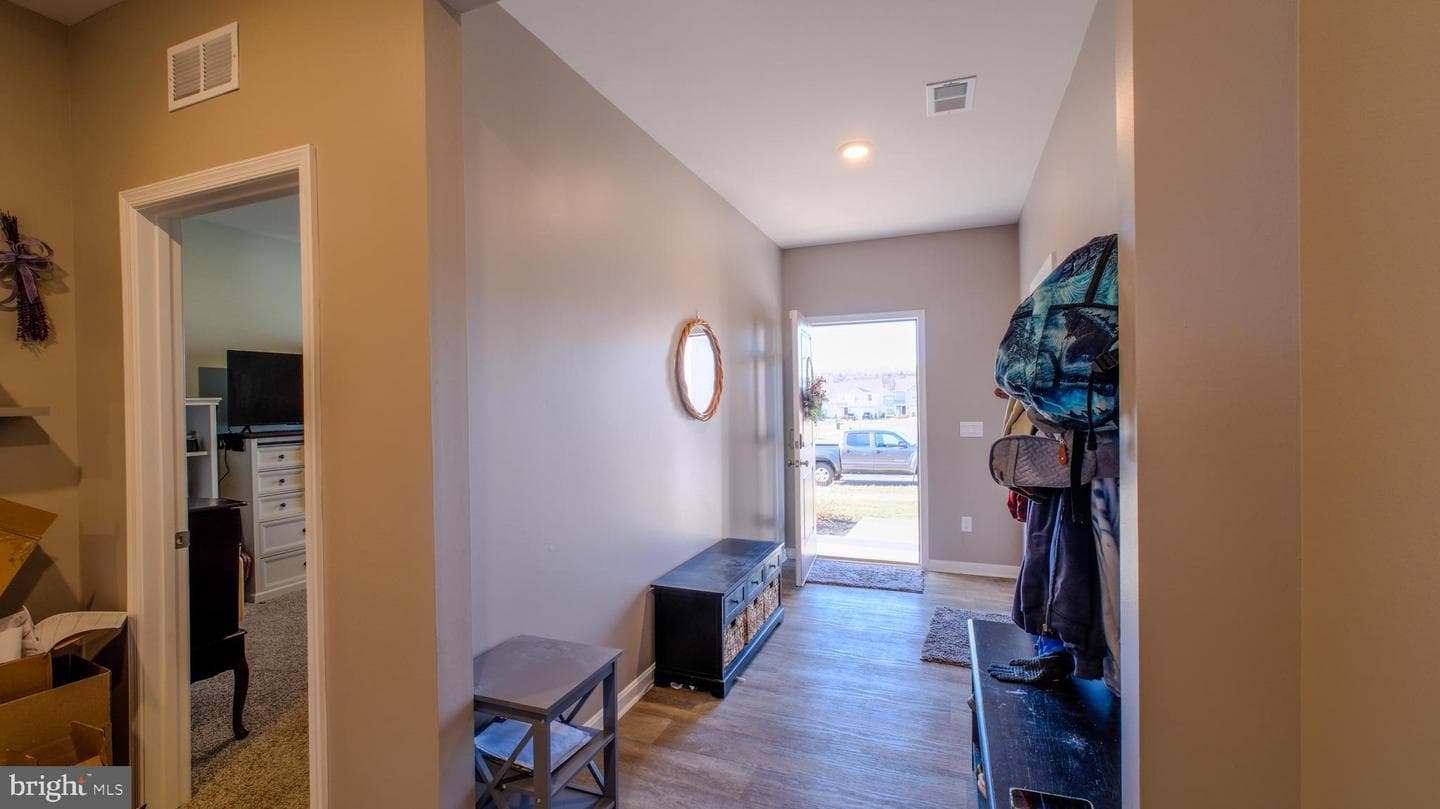 122 Clerkenwell Drive photo 31