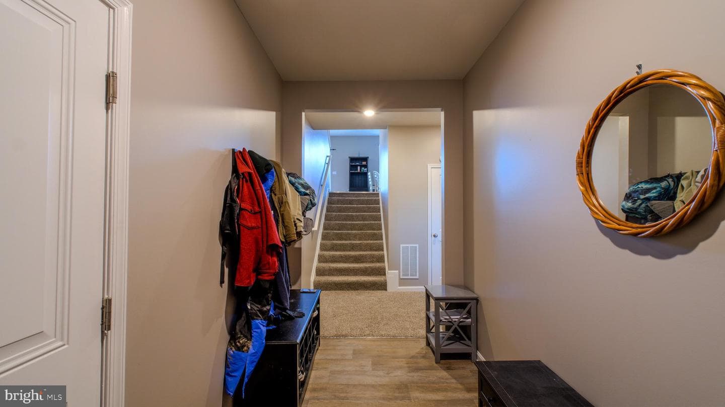 122 Clerkenwell Drive photo 32