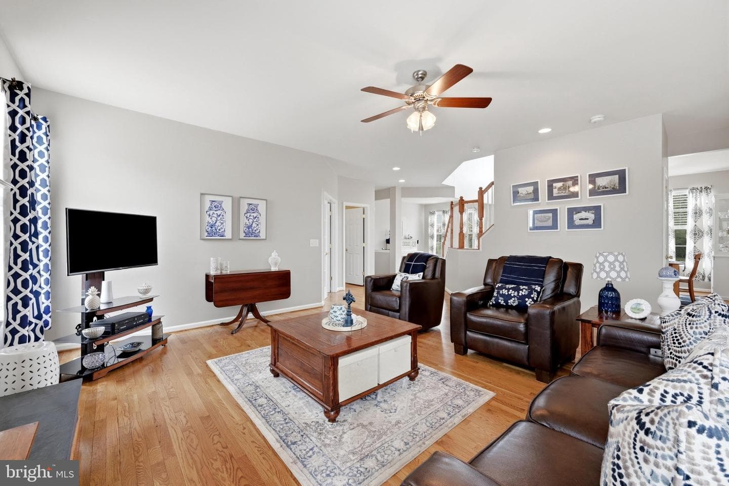326 Cheltenham Drive photo 3