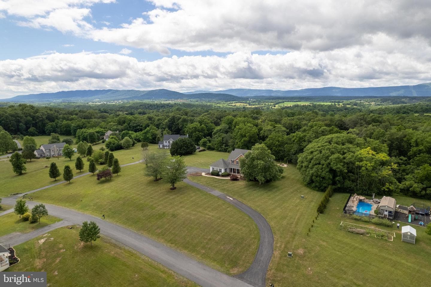 356 Chimney Circle photo 79