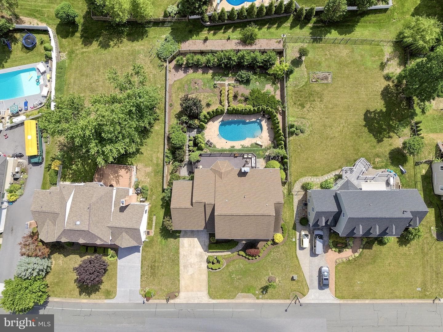 297 Huntersridge Road photo 102