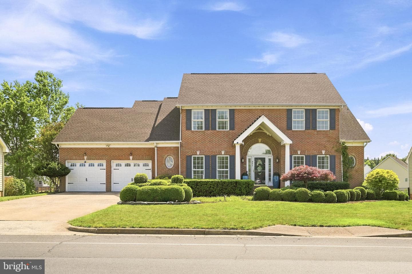 297 Huntersridge Road photo 4